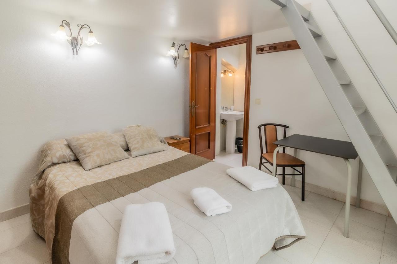 Hostal - Restaurante La Buena Villa By Vivere Stays Villalonquejar Luaran gambar